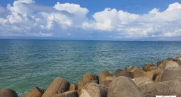 Bãi đá ông địa